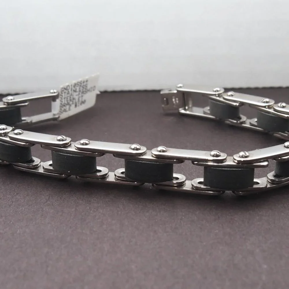 Very Cool Surgical Grade Stainless Steel and Rubber Inserts Men's Bracelet.